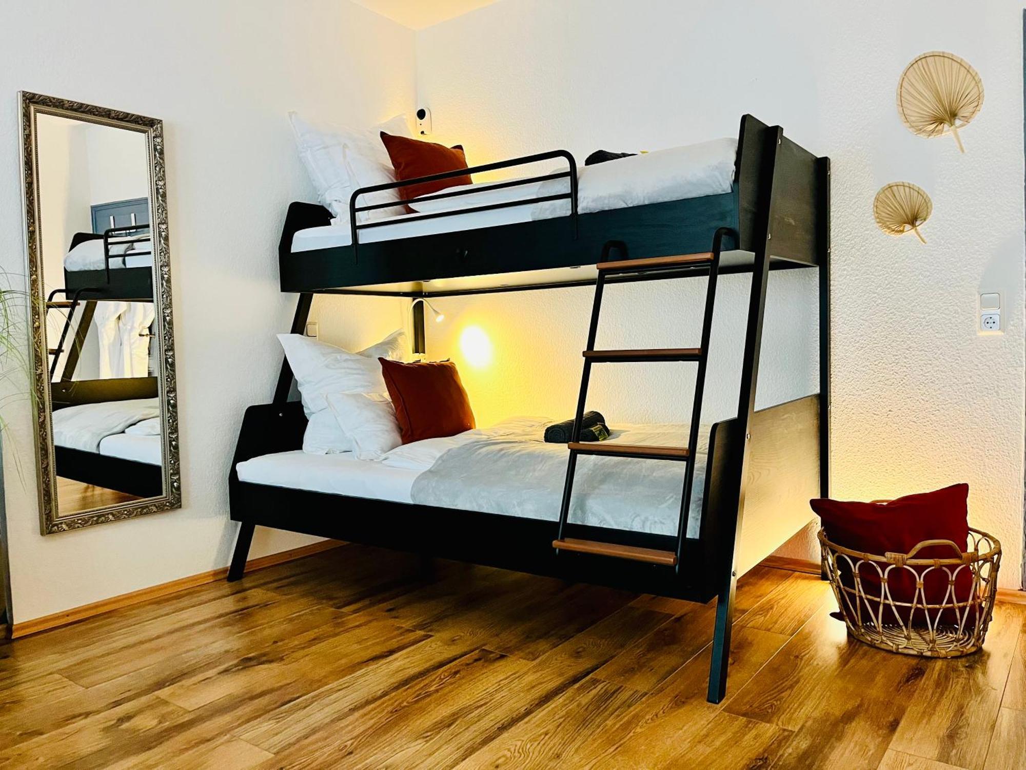 Aycatcherhomes - Top Lage I 4 Personen I Zentral I Altstadt Marburg I Naehe Fluss Lahn I Boutique Apartment Pera エクステリア 写真
